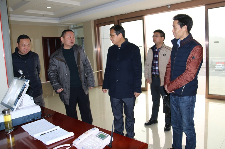 IMG_5896.jpg IMG_5896.jpg