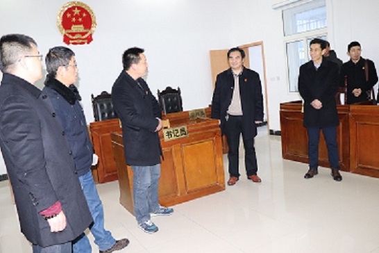 点评华河法庭工作.JPG 点评华河法庭工作.JPG